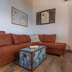 Pet Friendly In Apartment Rogoznica (Sibenik-Knin)