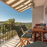 Apartment Pet Friendly In *