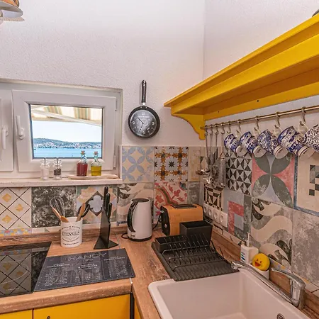 Amazing In With Kitchen * Rogoznica (Sibenik-Knin)
