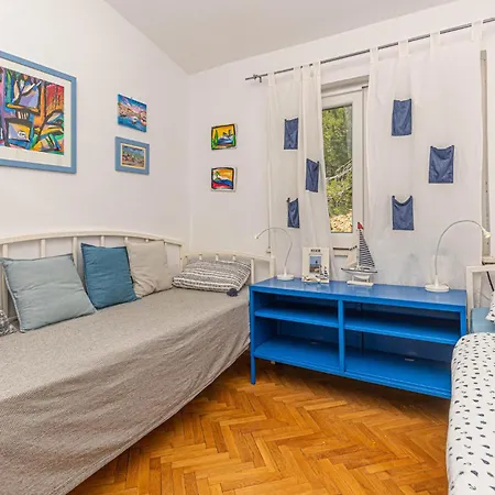 Apartment Amazing In With Kitchen Rogoznica (Sibenik-Knin)