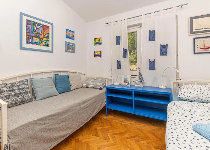 Apartment Pet Friendly In Rogoznica (Sibenik-Knin)